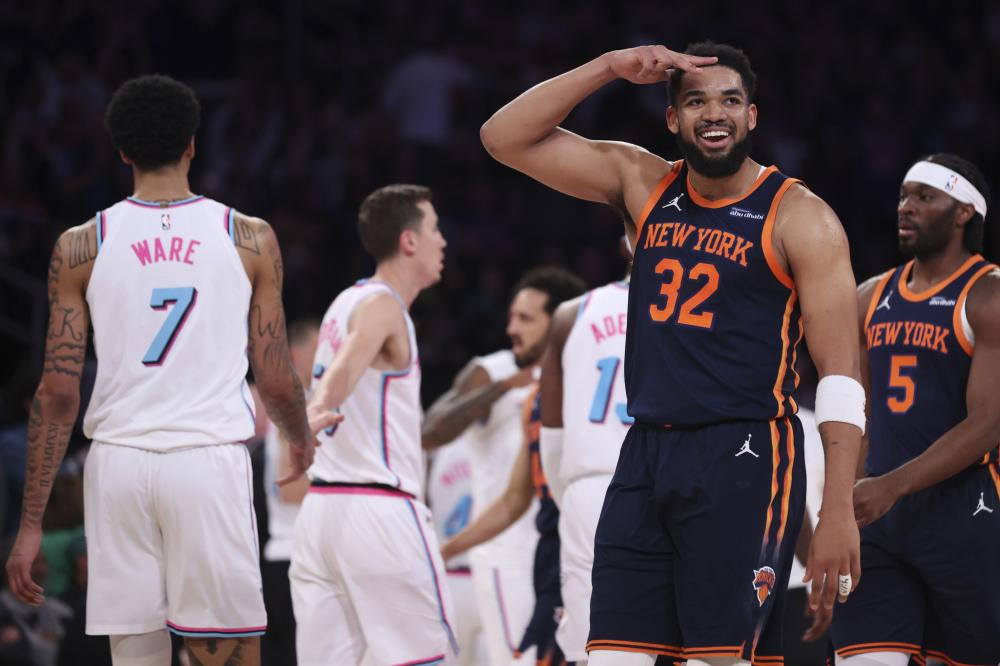 以其坚实的 以其坚实的