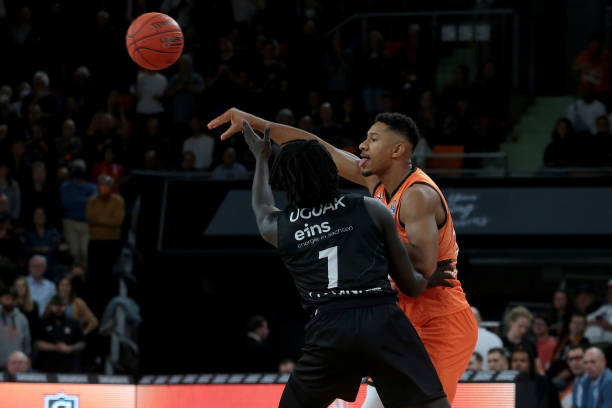 利用了对手 利用了对手