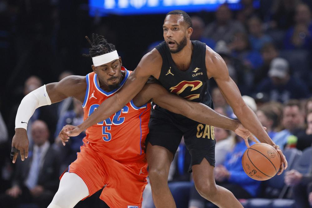 都令人瞩目 都令人瞩目