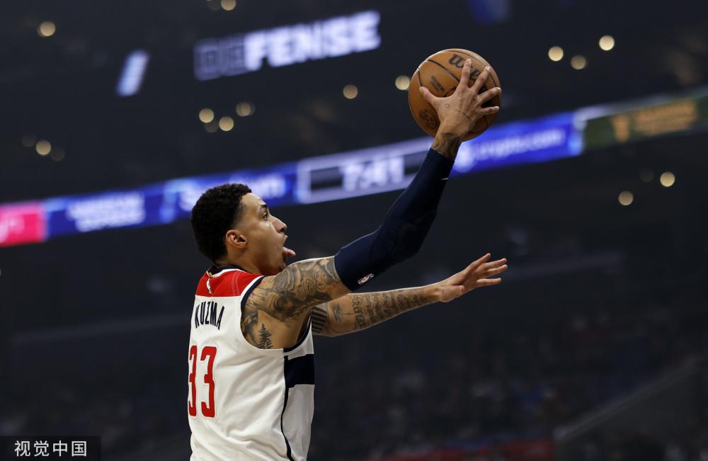 用手势呼应 用手势呼应